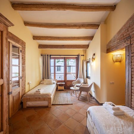 Can Passarells San Vicente de Torello Экстерьер фото