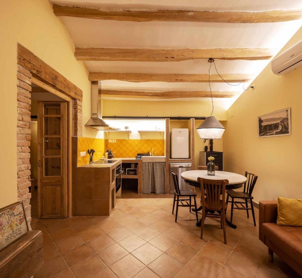 Can Passarells San Vicente de Torello Экстерьер фото