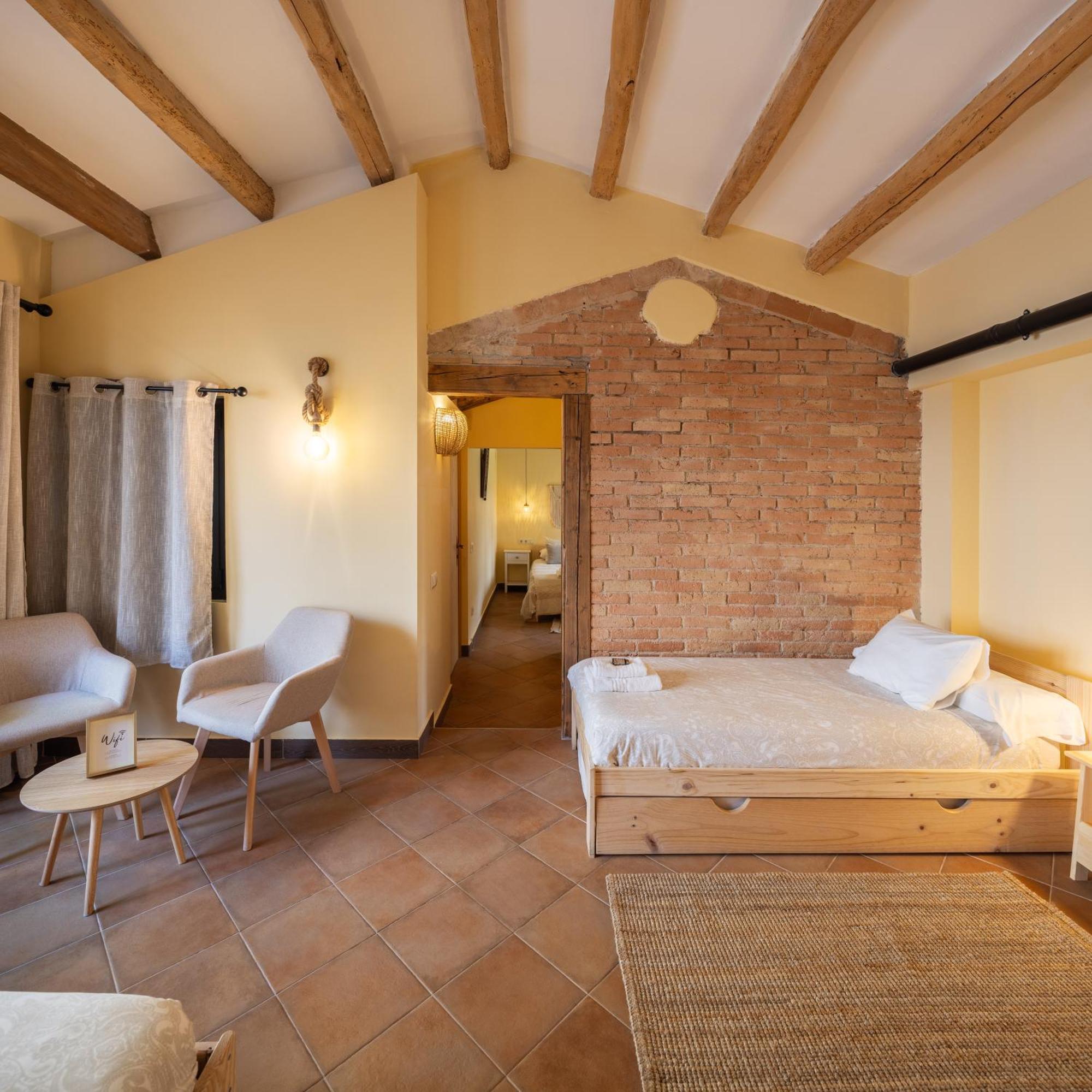 Can Passarells San Vicente de Torello Экстерьер фото