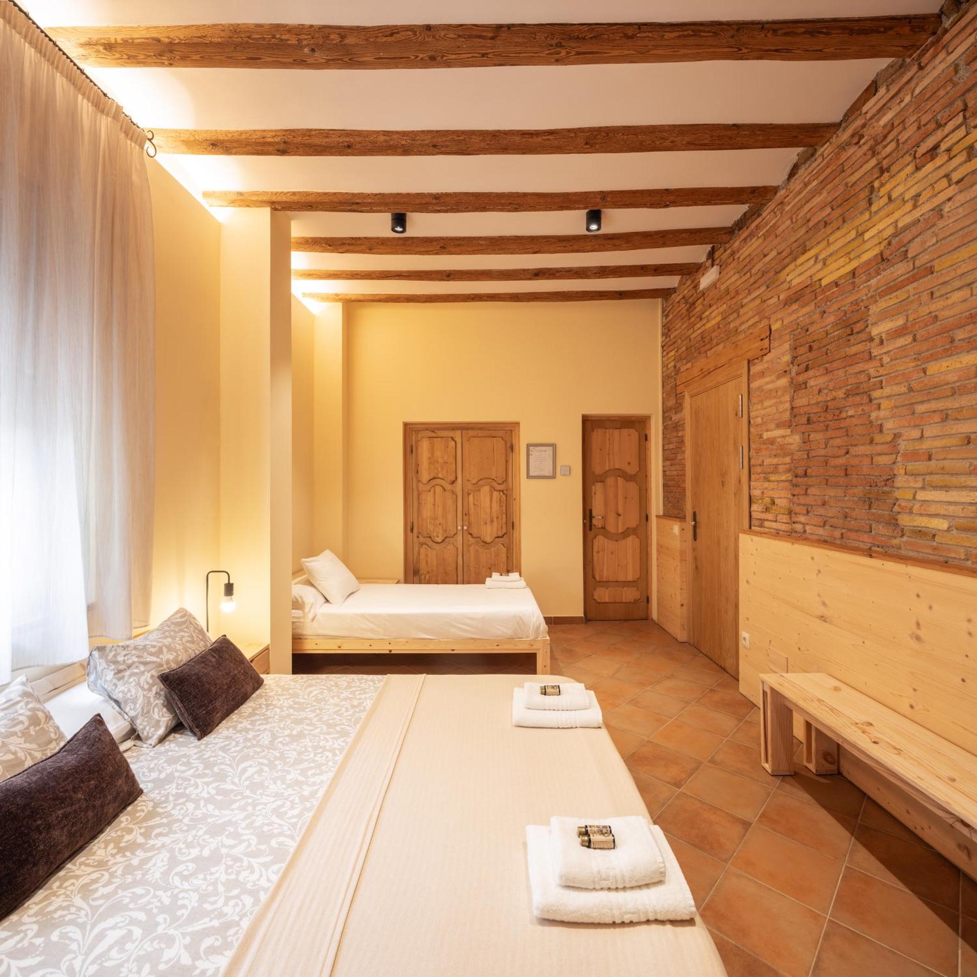 Can Passarells San Vicente de Torello Экстерьер фото